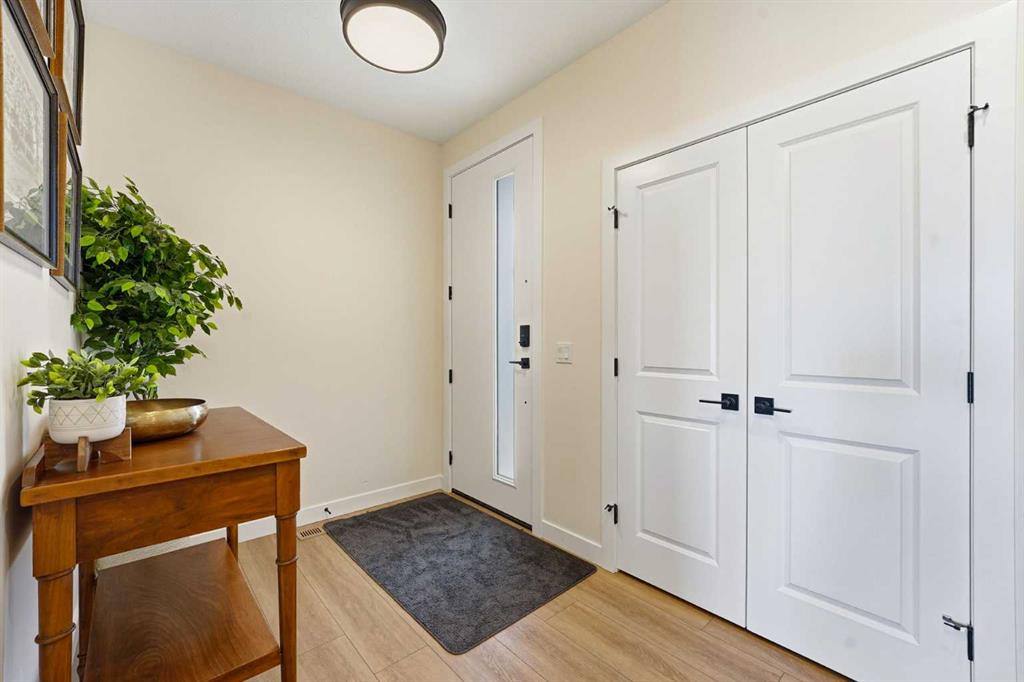 Picture for 16 Key Cove SW https://www.cirrealty.ca/reb/creb/73/A2266673_8.jpg