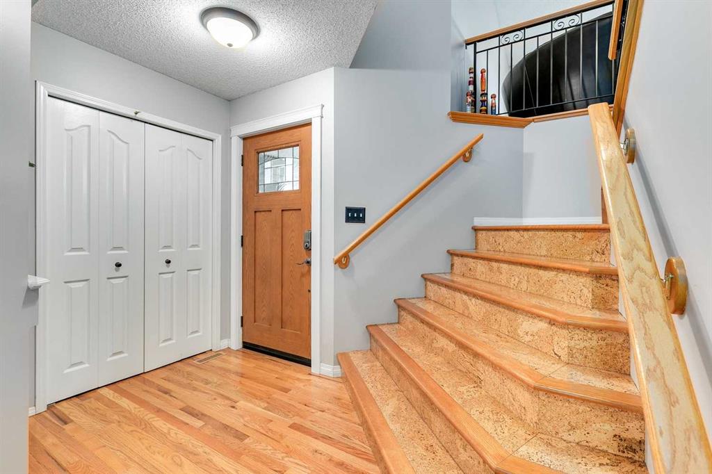 Picture for 29 Douglas Woods Gardens SE