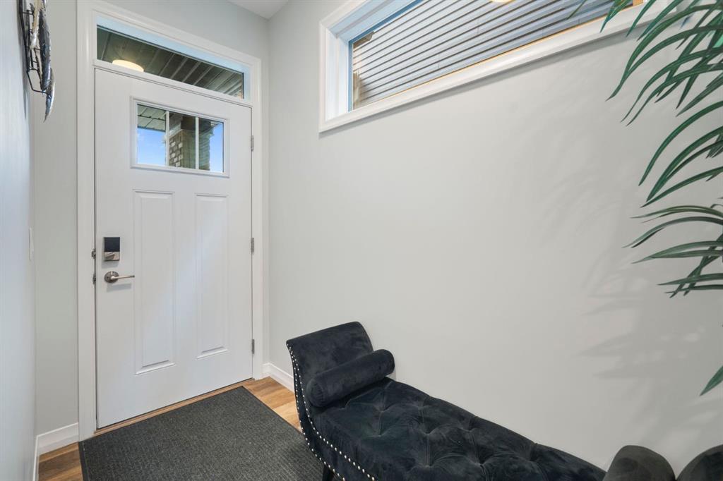 Picture for 306 Corner Meadows Way NE