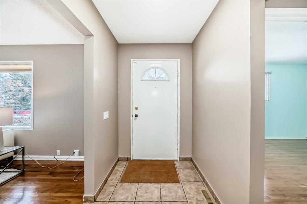 Picture for 131 Bracewood Road SW