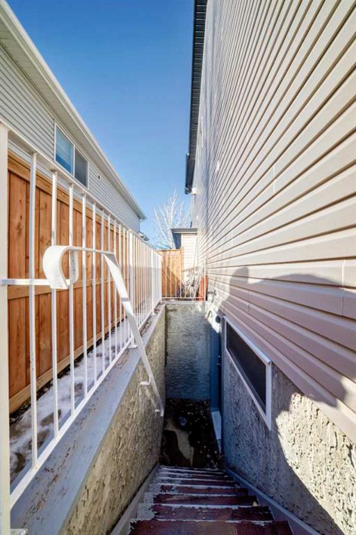 Picture for 51 Everstone Boulevard SW