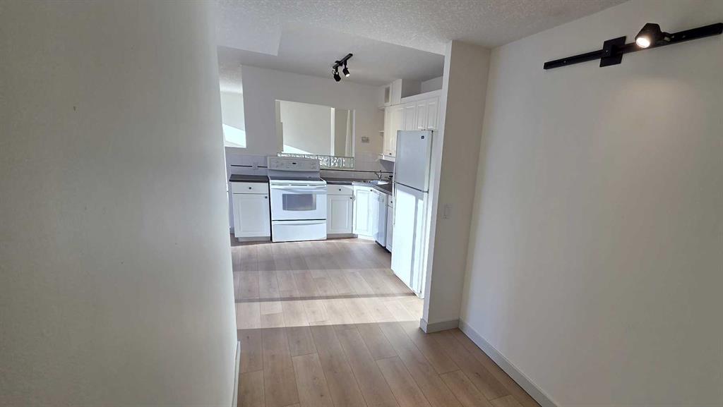 Picture for 309, 738 3 Avenue SW