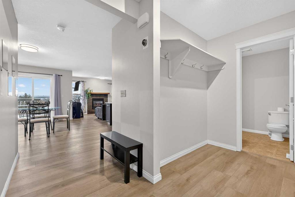 Picture for 728 Carriage Lane Drive 