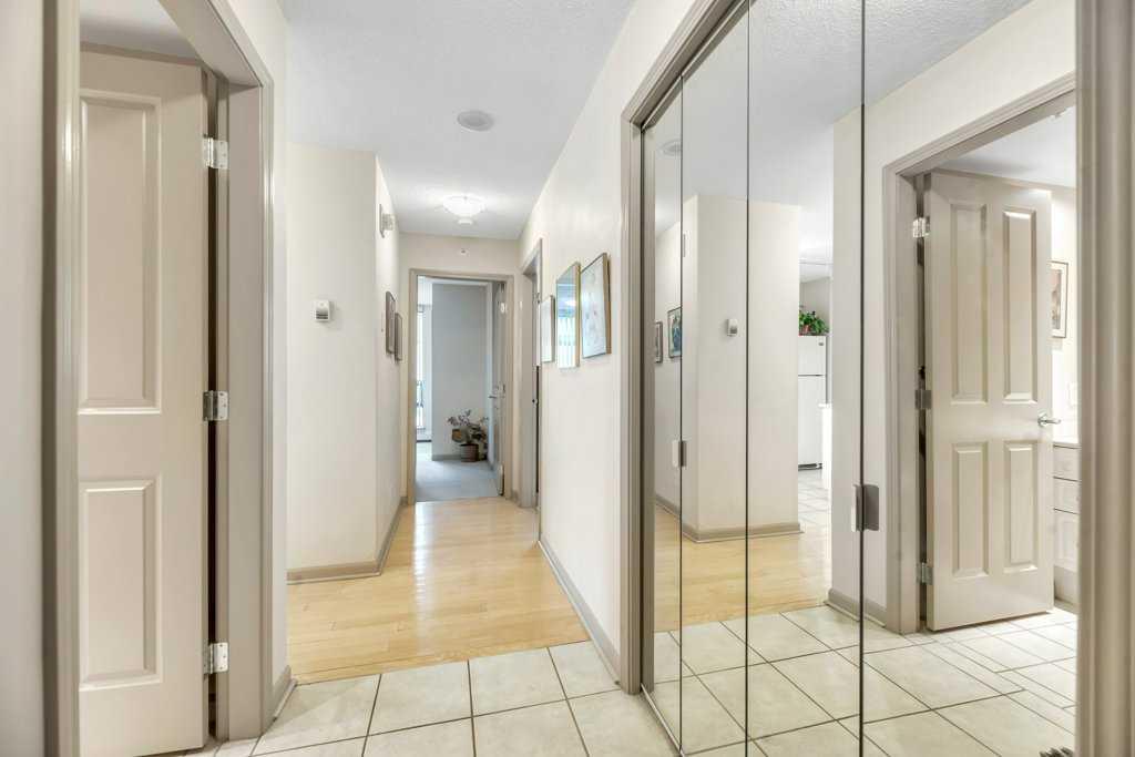 Picture for 507, 650 10 Street SW