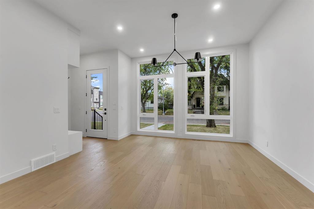 Picture for 506 28 Avenue NW