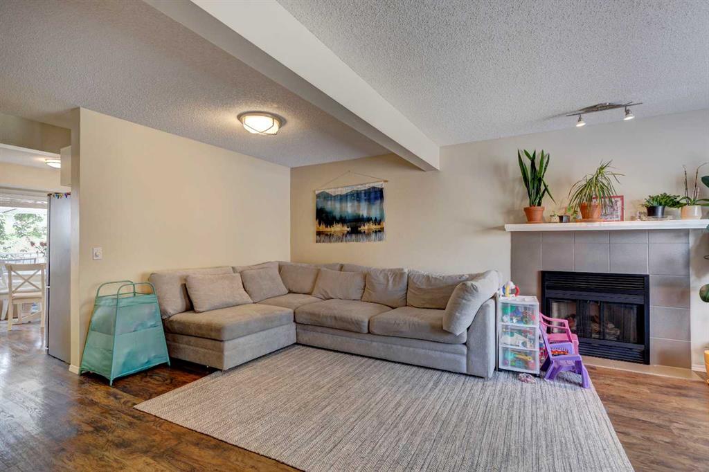 Picture for 211 Christie Park Mews SW