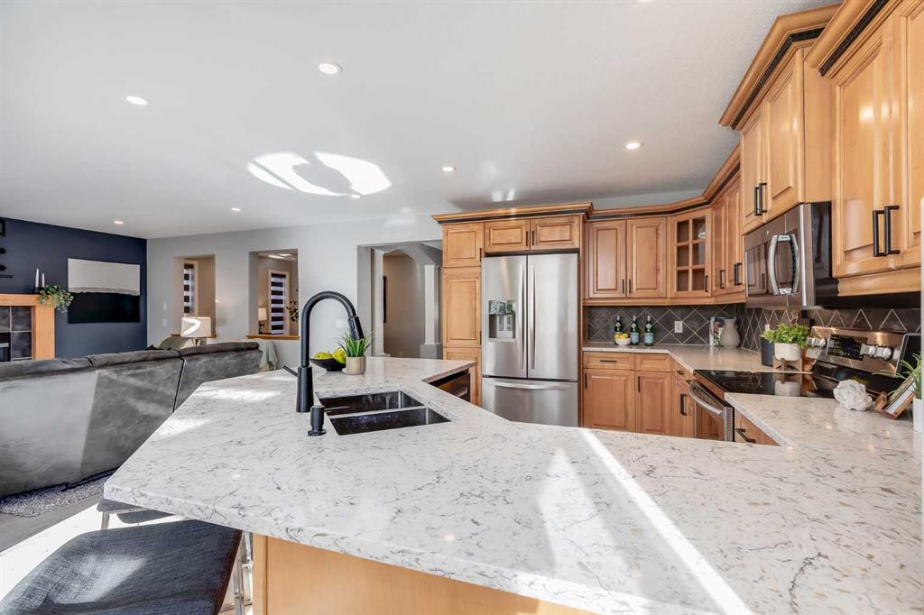 Picture for 208 Fairways Bay NW