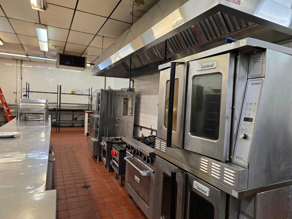 Picture for 4206 Macleod Trail S