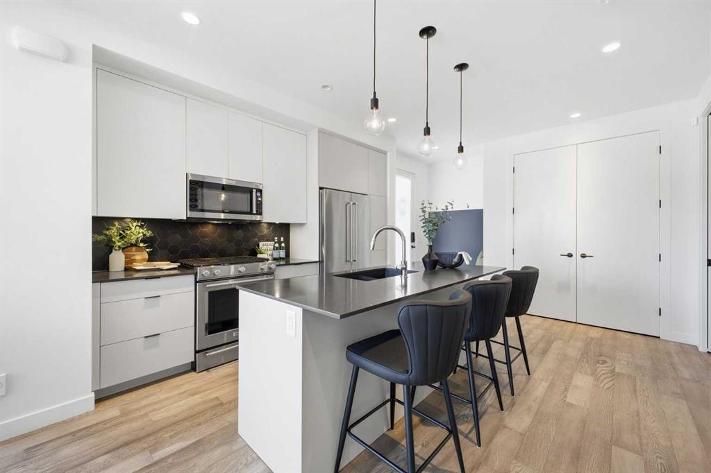 Picture for 4905 16 Street SW