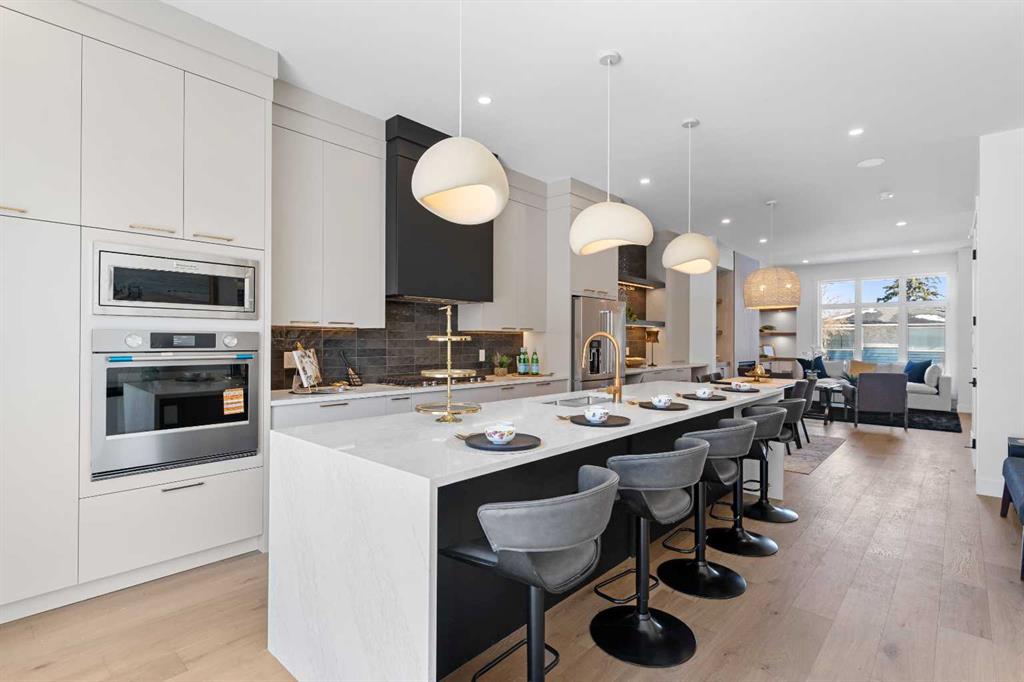 Picture for 2419 26 Street SW