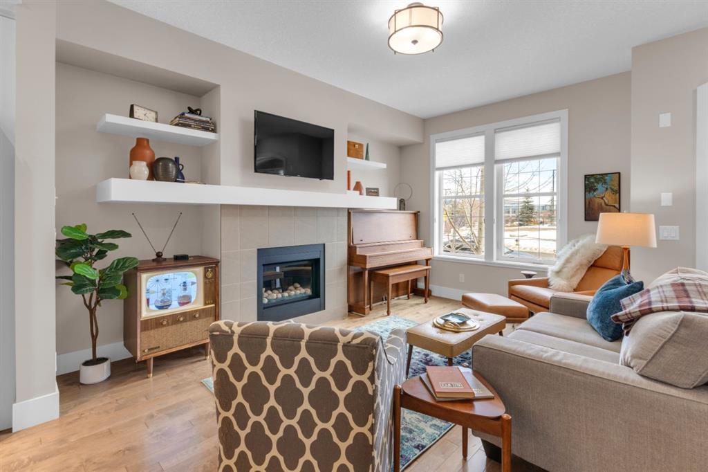 Picture for 376 Quarry Park Boulevard SE