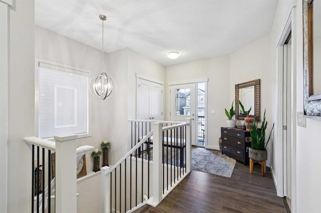 Picture for 344 Ravenstern Link SE