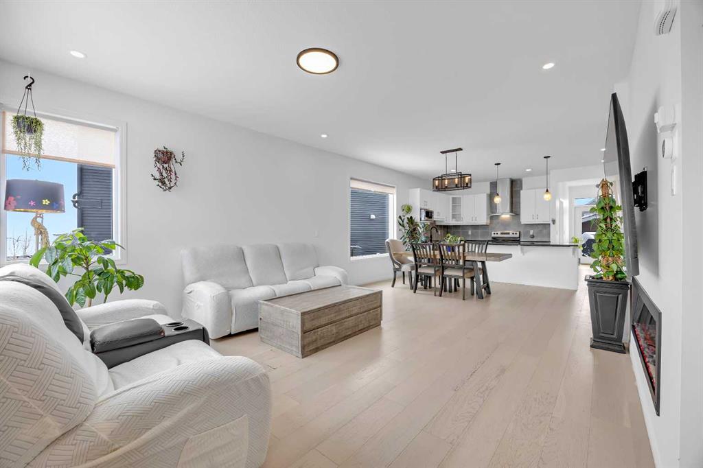 Picture for 76 Edith Mews NW