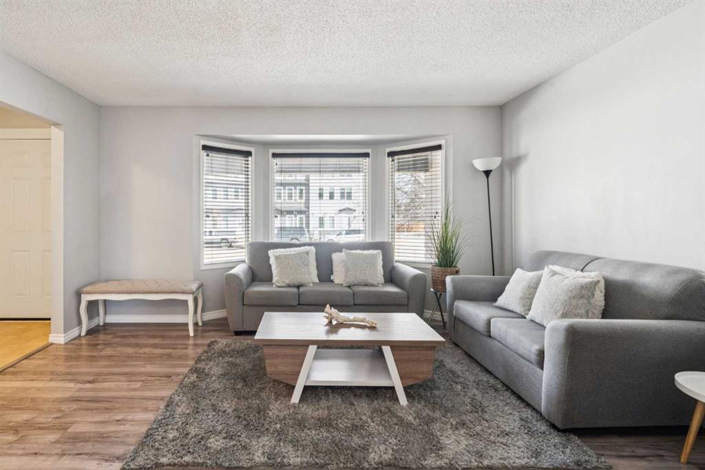 Picture for 6503 Rundlehorn Drive NE