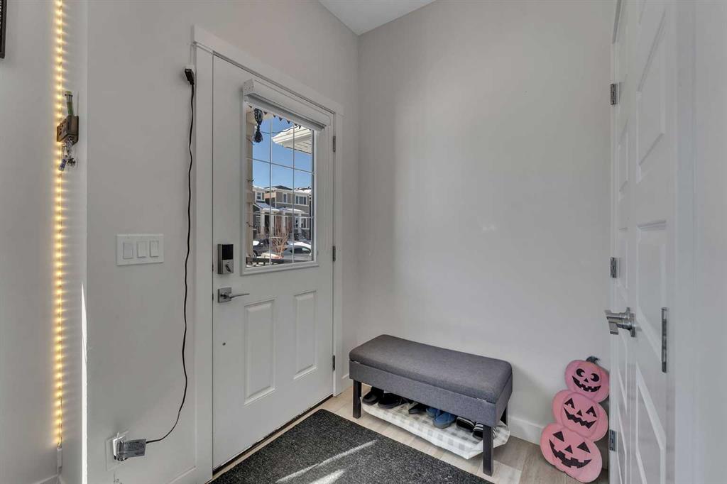 Picture for 726 Bayview Hill SW