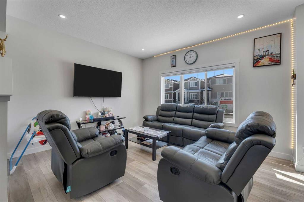 Picture for 726 Bayview Hill SW