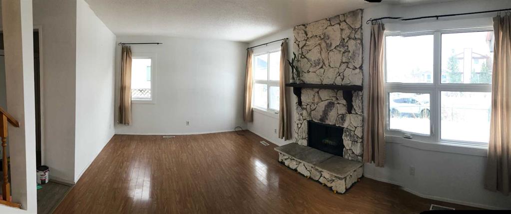 Picture for 22 Whitman Close NE