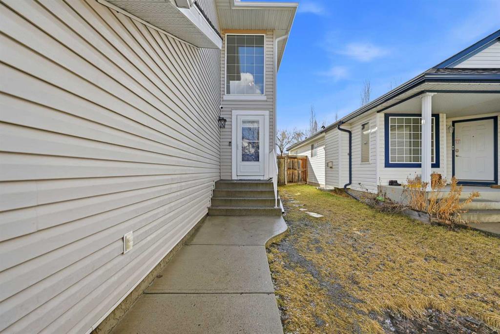 Picture for 69 Bridleridge Road SW