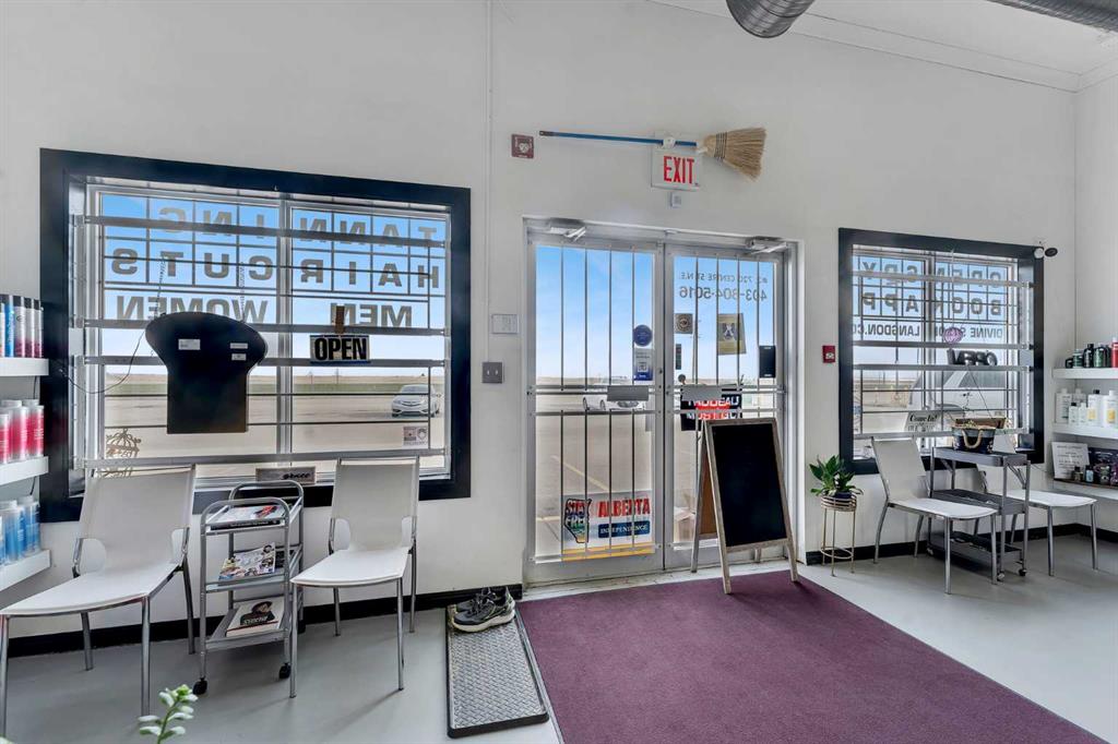 Picture for 3, 720 Centre Street NE