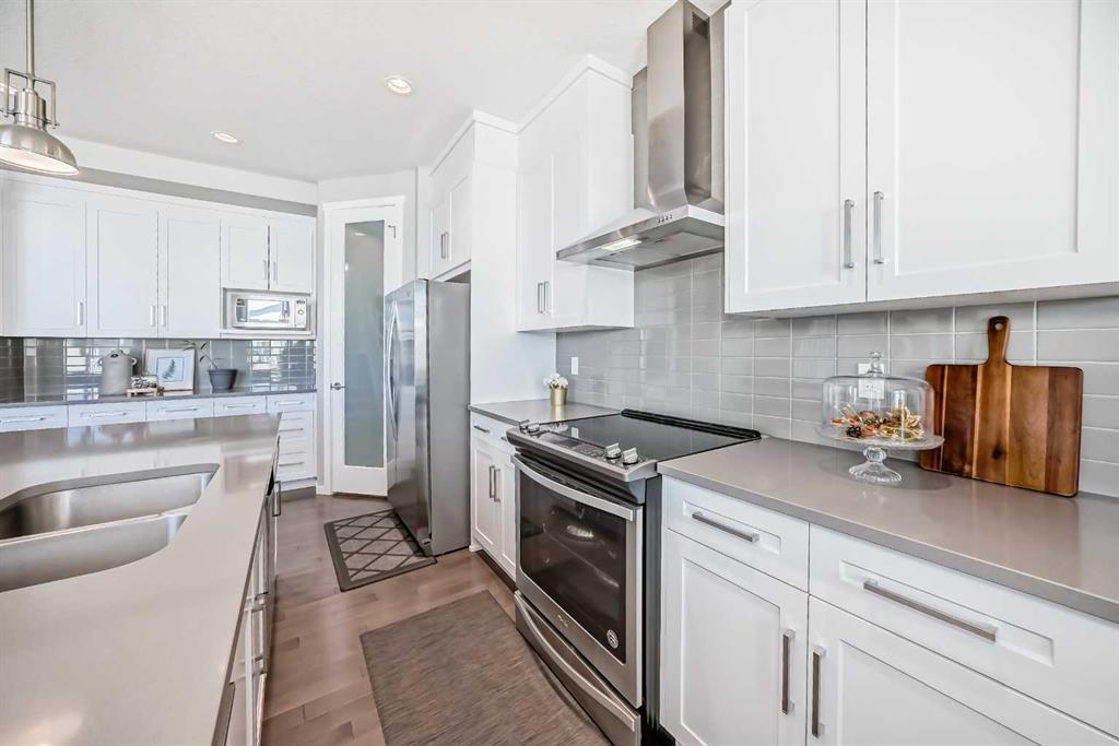 Picture for 64 Nolancrest Manor NW