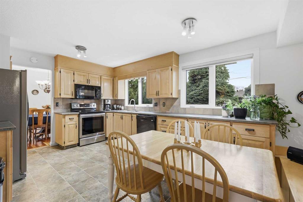 Picture for 820 Parkwood Drive SE