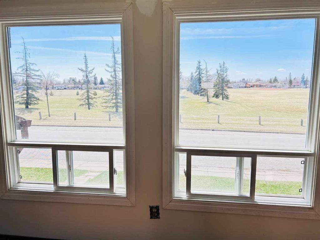 Picture for 96 Templegreen Road NE