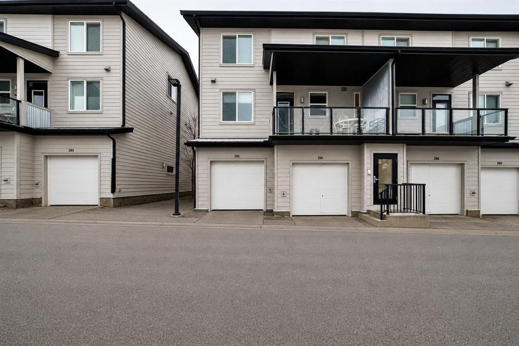 Picture for 202, 245 Redstone Walk NE