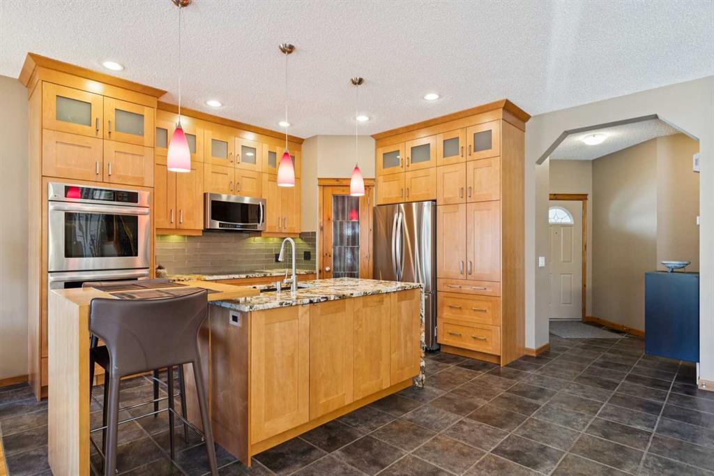 Picture for 128 Tuscany Vista Crescent NW