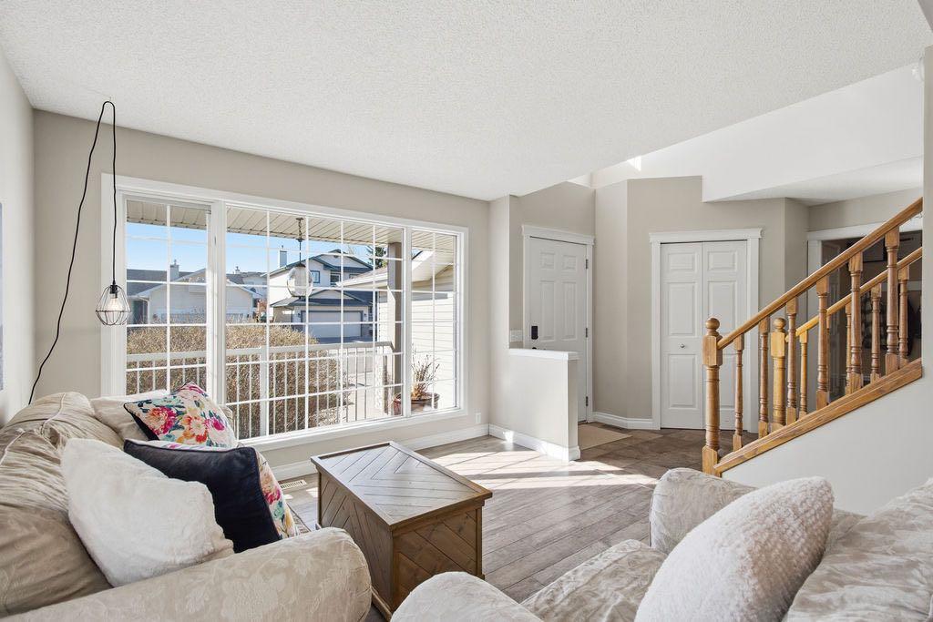 Picture for 9 Crystalridge Way 
