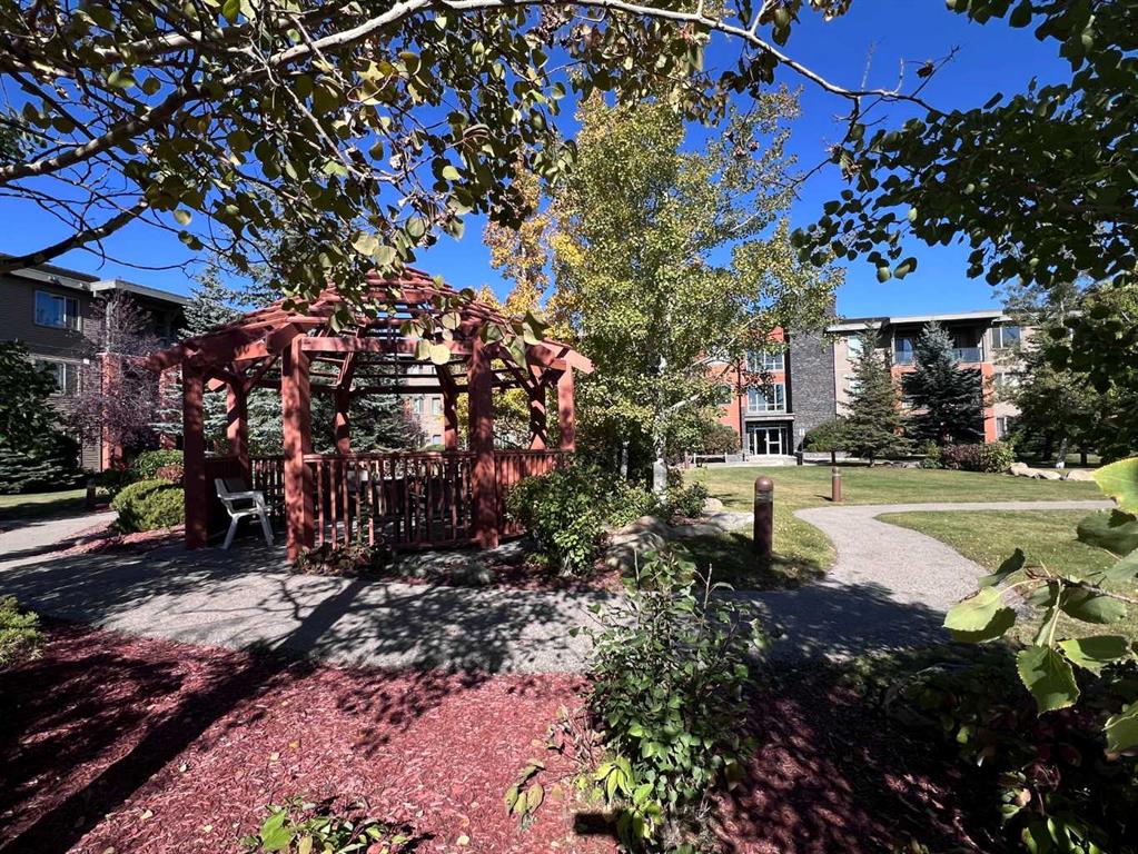Picture for 104, 2727 28 Avenue SE