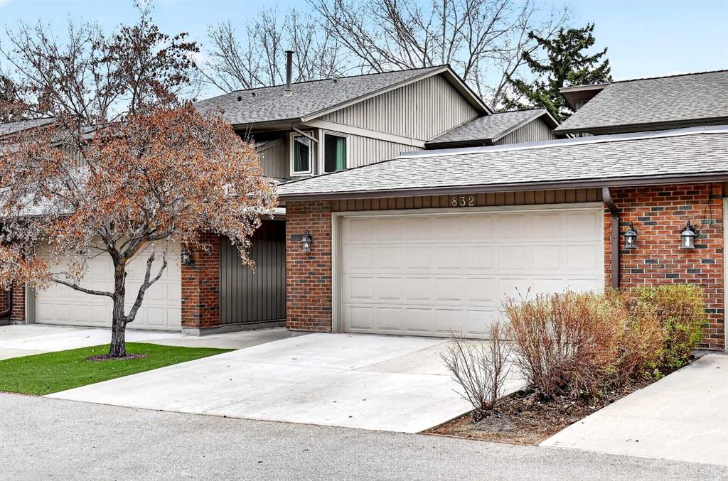 Picture for 832, 860 Midridge Drive SE