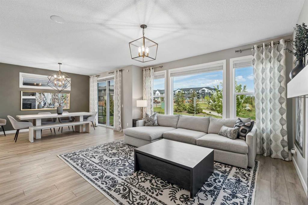 Picture for 4 Highwood Drive 
