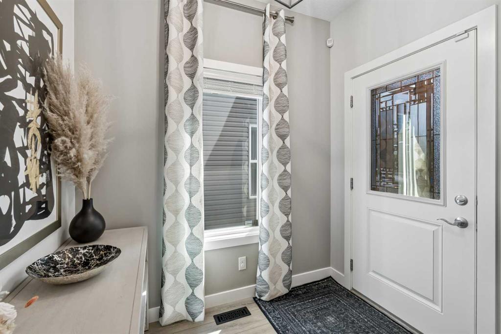 Picture for 4 Highwood Drive 