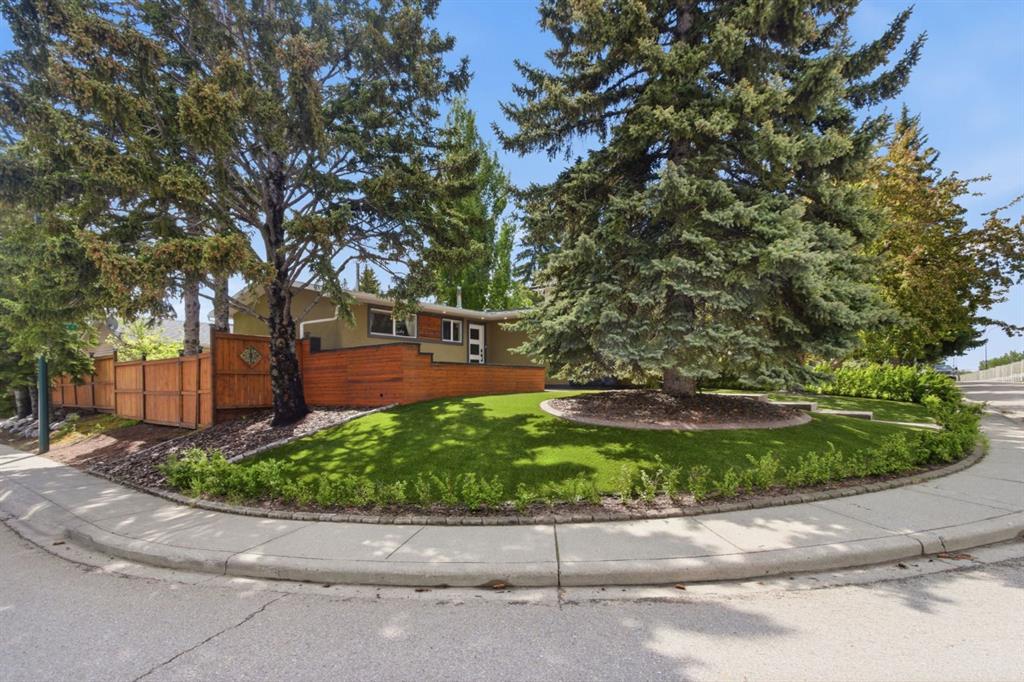 Picture for 10504 Spadina Drive SW