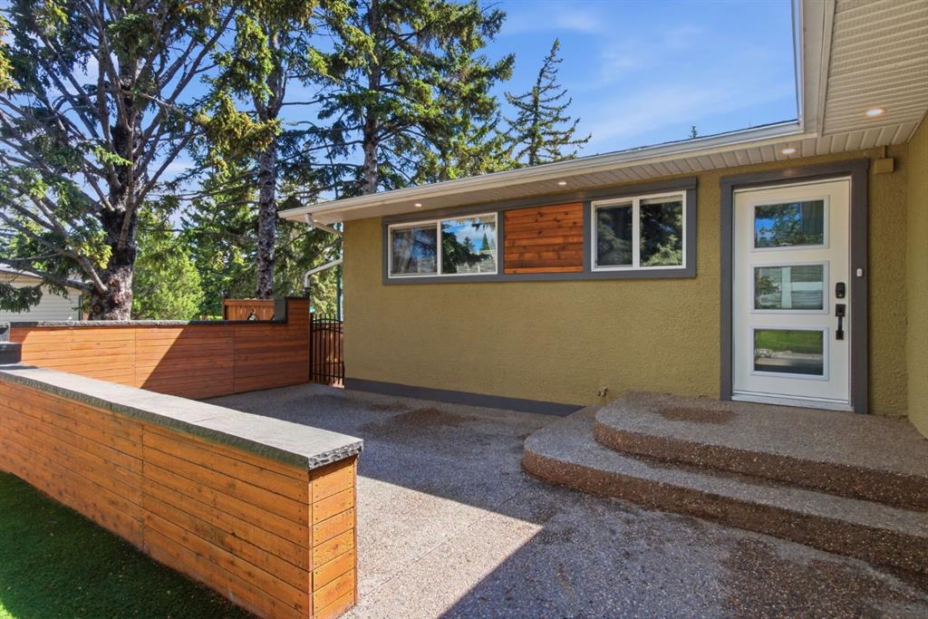 Picture for 10504 Spadina Drive SW