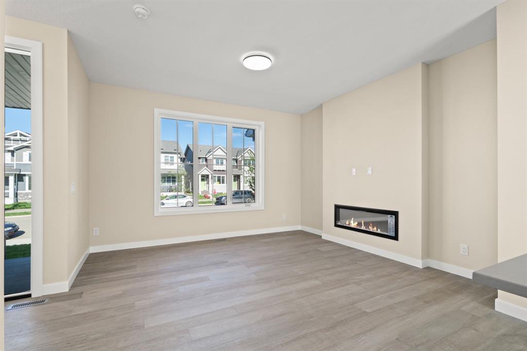 Picture for 388 Sora Boulevard SE
