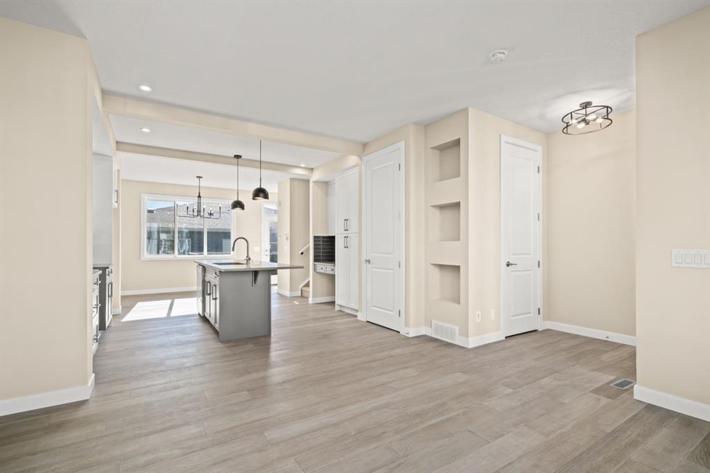 Picture for 388 Sora Boulevard SE