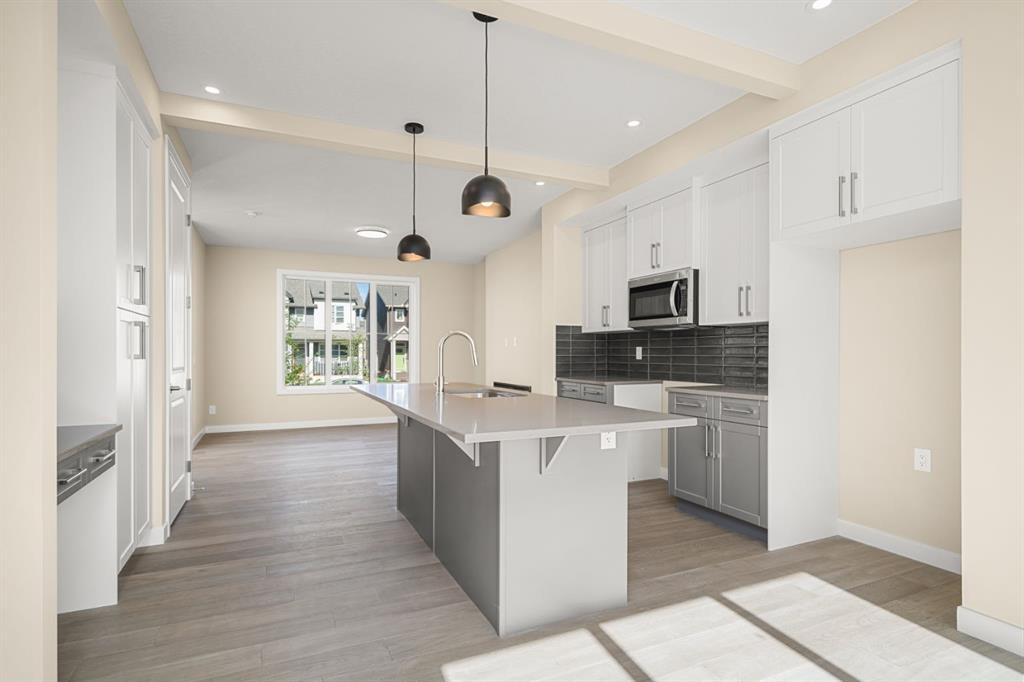 Picture for 388 Sora Boulevard SE