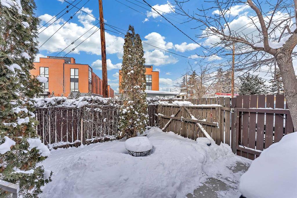 CIR Realty 2926 Parkdale Boulevard NW CIR REALTY , Calgary, Parkdale