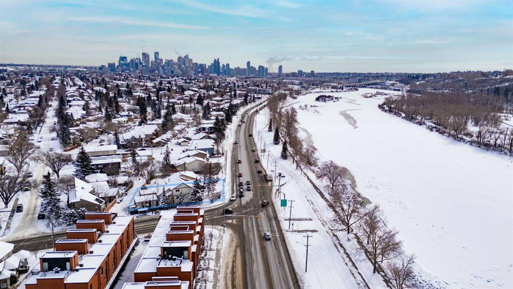 CIR Realty 2926 Parkdale Boulevard NW CIR REALTY , Calgary, Parkdale