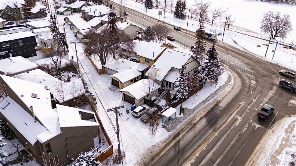 CIR Realty 2926 Parkdale Boulevard NW CIR REALTY , Calgary, Parkdale