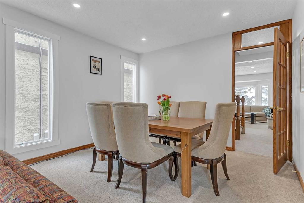 CIR Realty 2926 Parkdale Boulevard NW CIR REALTY , Calgary, Parkdale