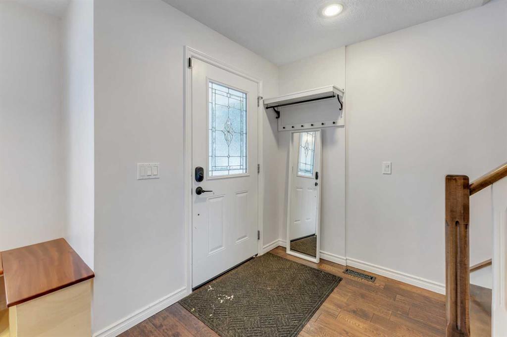 Picture for 4 Mckernan Place SE