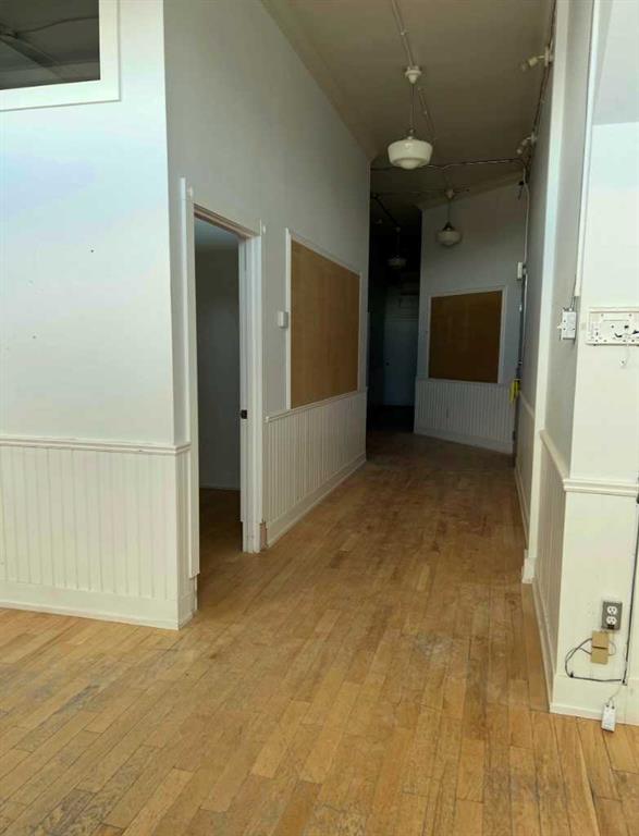 Picture for 106, 355 Centre Street NW