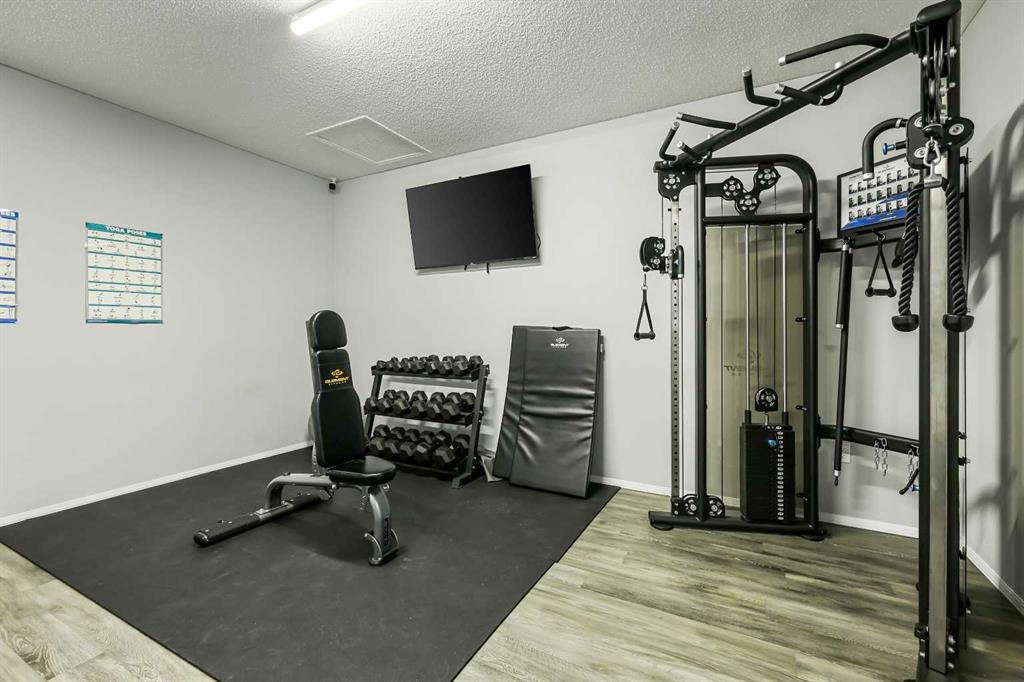 Picture for 126, 6220 17 Avenue SE https://www.cirrealty.ca/reb/creb/74/A2260374_21.jpg