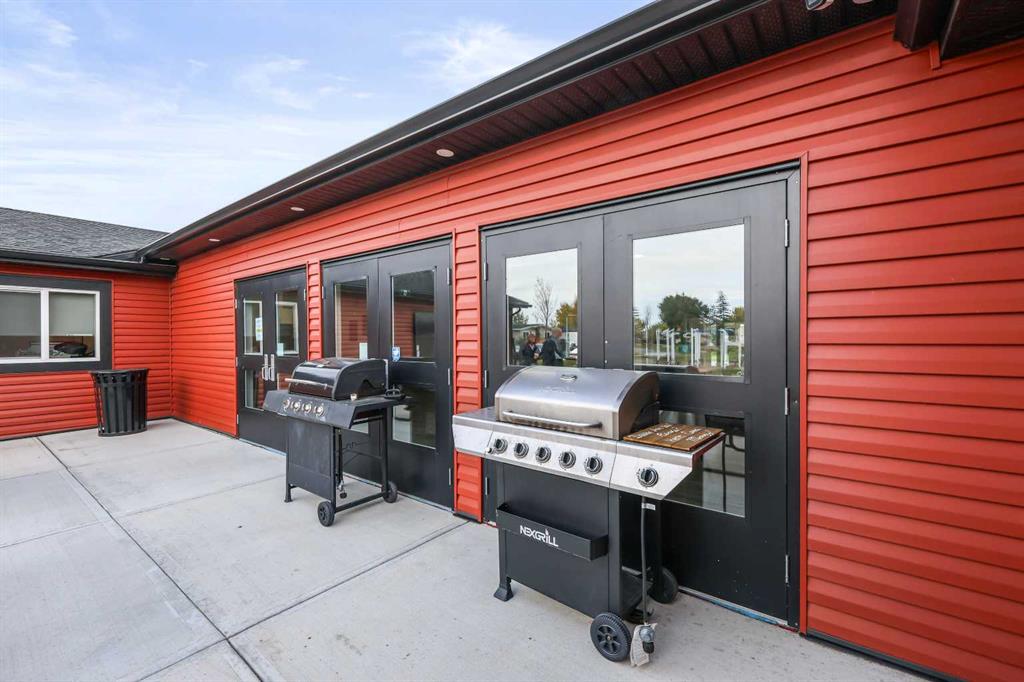 Picture for 126, 6220 17 Avenue SE https://www.cirrealty.ca/reb/creb/74/A2260374_24.jpg