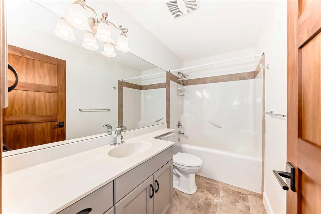 Picture for 2 Tuscany Estates Crescent NW https://www.cirrealty.ca/reb/creb/74/A2267374_32.jpg