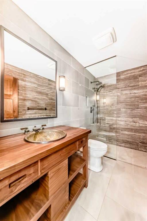 Picture for 2 Tuscany Estates Crescent NW https://www.cirrealty.ca/reb/creb/74/A2267374_43.jpg