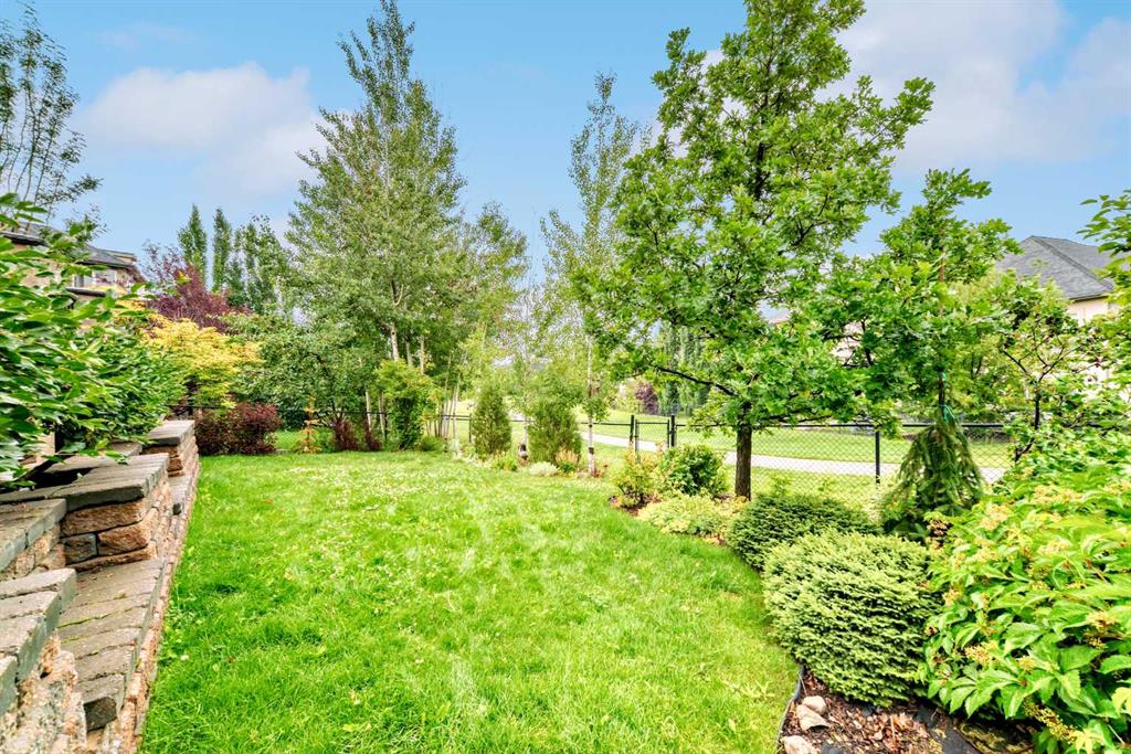 Picture for 2 Tuscany Estates Crescent NW https://www.cirrealty.ca/reb/creb/74/A2267374_46.jpg