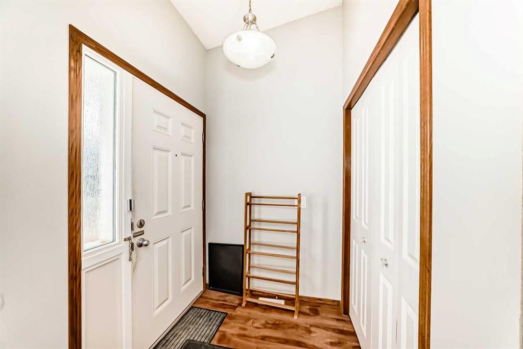 Picture for 179 Hawkwood Boulevard NW